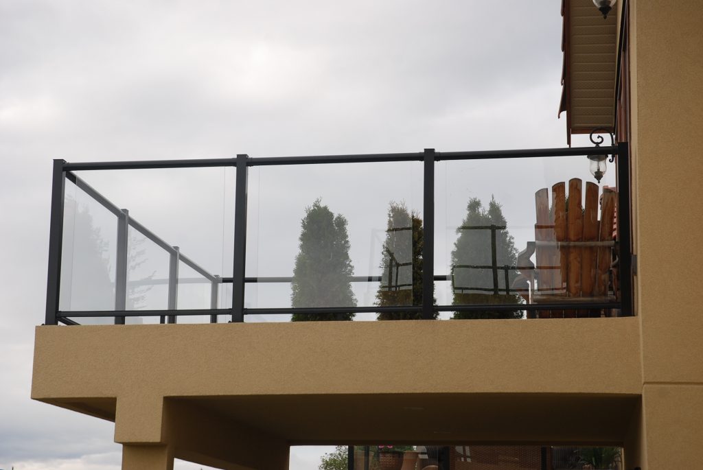 Glass deck railings providing an unobstructed view